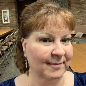 Meet your Posher, Julie